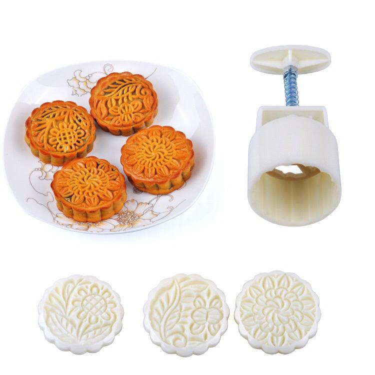 Mooncake Press Malls, Mid-Autumn Festival Mooncake Mould Maker Cookie Stamps Pastry Tool Mooncake Mold Set of 1.7 OZ Flower Moon Cake Mold