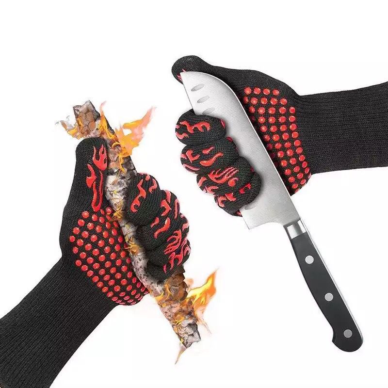 Oven Gloves, Hanging Hooks Heat Resistant BBQ Gloves Breathable for Baking (Red)